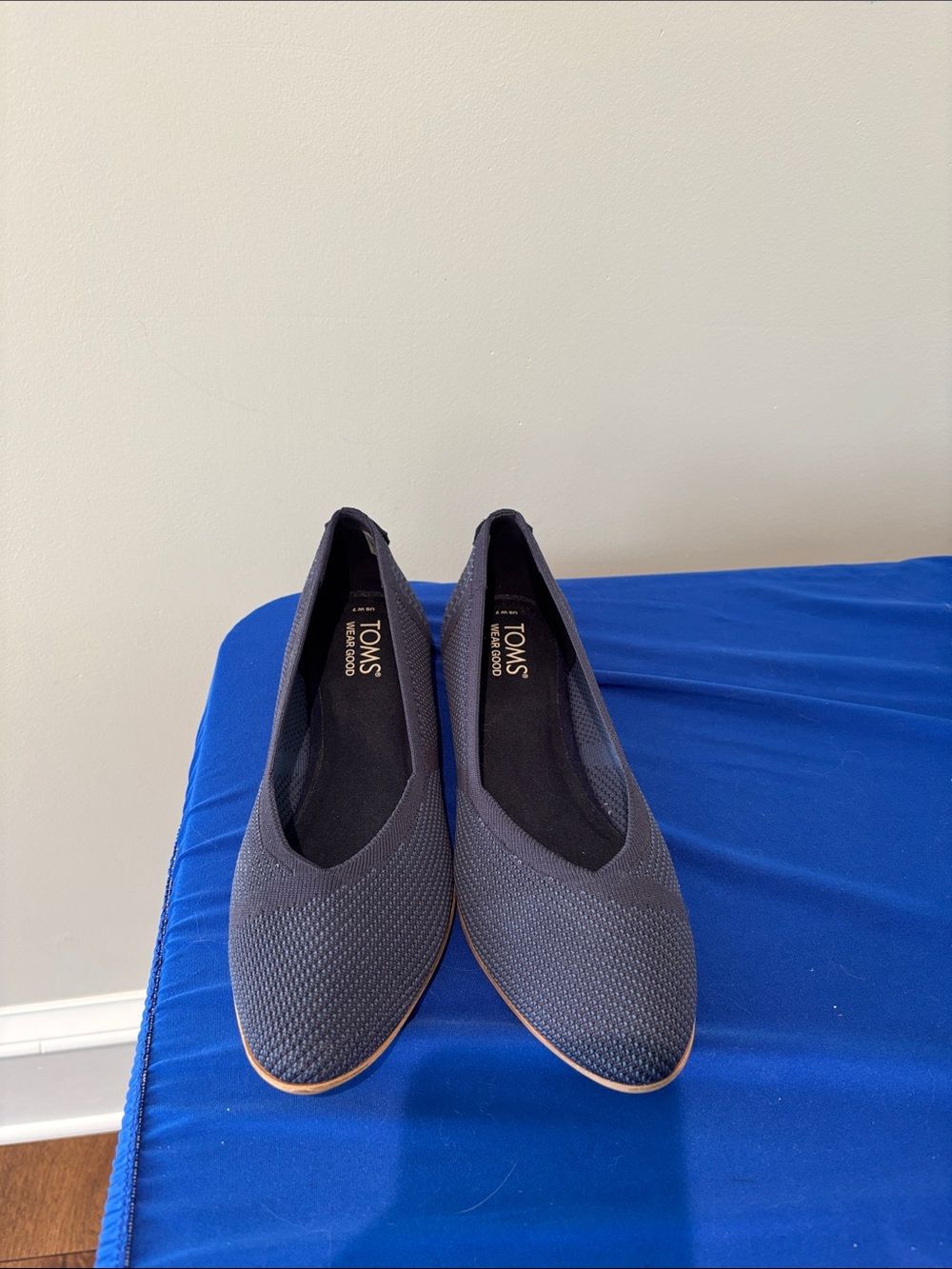 TOMS Navy Knit Pointed-Toe Ballet Flats